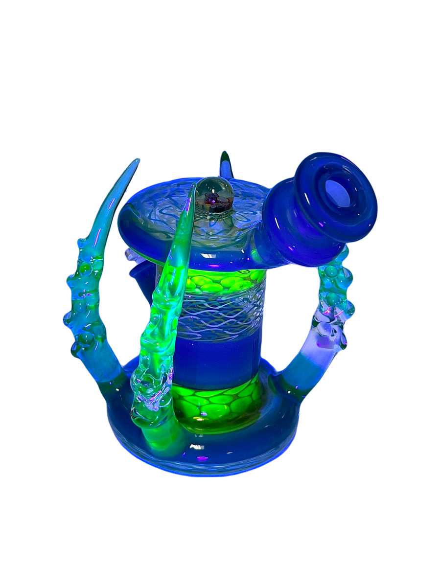 Mini Throne by Rolemodel Glass – Tiki Quartz Inc.